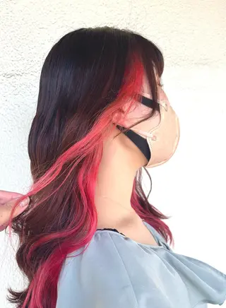 ロング カラー Dali 若松　朋美のヘアスタイル