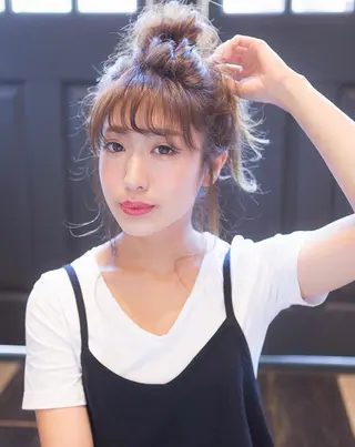 セミロング KAJI MANAMIのヘアスタイル