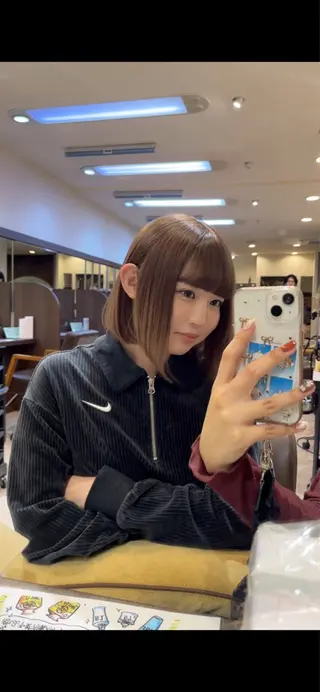 ショート カラー 美容室ナイーブ所属・中田 美優のヘアスタイル