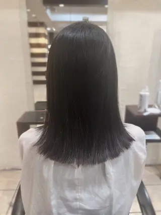 ミディアム ユウナ /難波/ 推し活美容師のヘアスタイル
