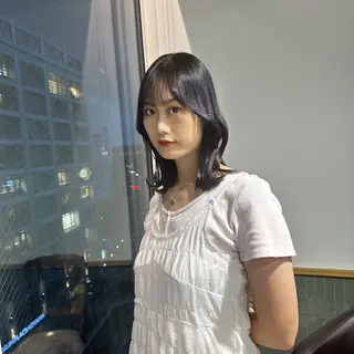 ミディアム カラー ブリーチなし/レイヤ ー特化🌈Tommyのヘアスタイル