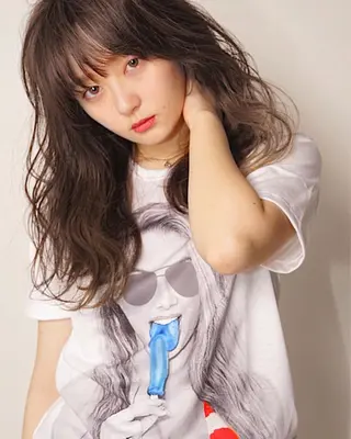 ミディアム カラー ✨艶ブリーチカラー ✨四ノ宮裕己のヘアスタイル