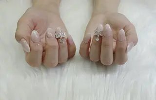 ネイル 🦋ネイルサロン ブラン🌈ゆりのネイルデザイン