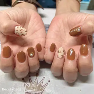 ネイル Guarendo錦糸町店所属・ガレンドウ 白澤 愛子のネイルデザイン