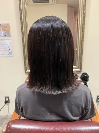 ミディアム 伊津 綾理彩のヘアスタイル