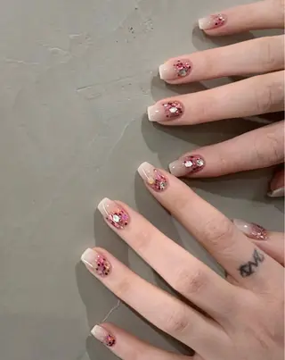 ネイル 水野 小雪のネイルデザイン