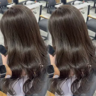 ロング カラー 赤み無し柔らかカラー 【梅田】madokaのヘアスタイル