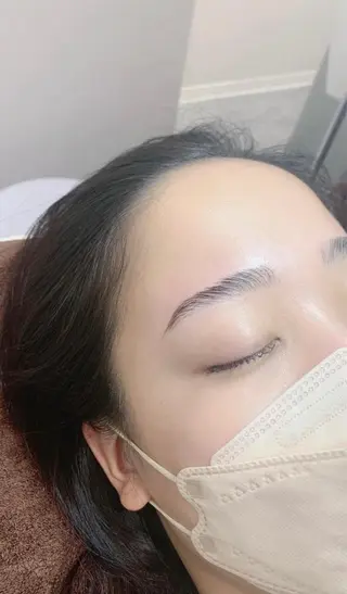 アイブロウ 佐藤 秀美のマツエク・マツパデザイン