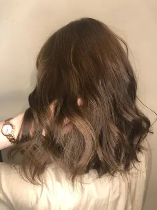 ミディアム カラー ヘアアレンジ 刀根 亮馬のヘアスタイル