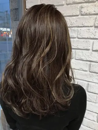 カラー 日比 貴大/ minim hairのヘアスタイル