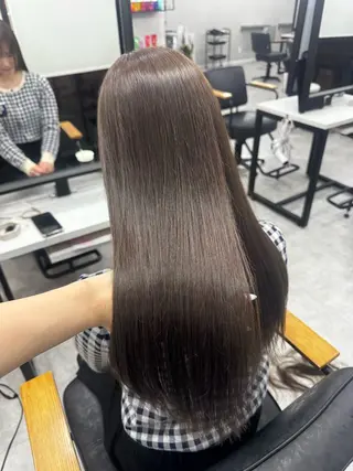 ロング カラー 赤み無し柔らかカラー 【梅田】madokaのヘアスタイル