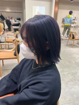 カラー kento レイヤーカットのヘアスタイル