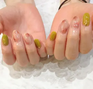 ネイル 會田 瑠衣のネイルデザイン