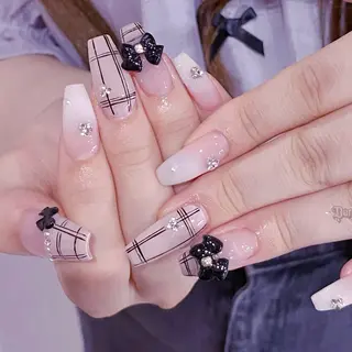 ネイル Dark honey スカルプ専門原宿店のネイルデザイン