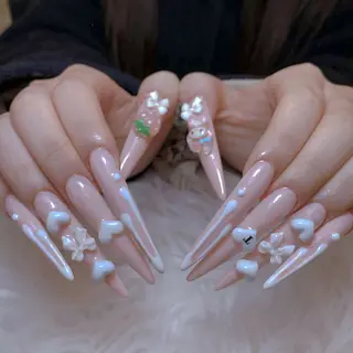 ネイル ゴテゴテ ネイルのネイルデザイン