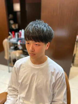 ショート 佐々木 宥人のヘアスタイル