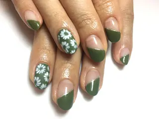 ネイル Li'leaNail AINAのネイルデザイン