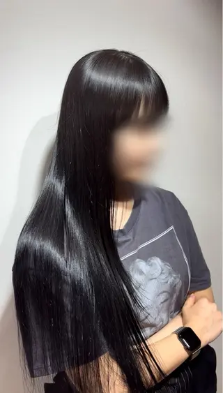 カラー 土屋 永のヘアスタイル