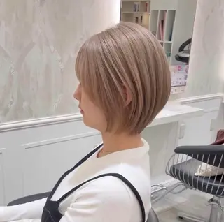 ショート labless MOEのヘアスタイル