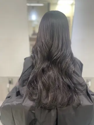 ロング カラー AIRI layer cut hairのヘアスタイル