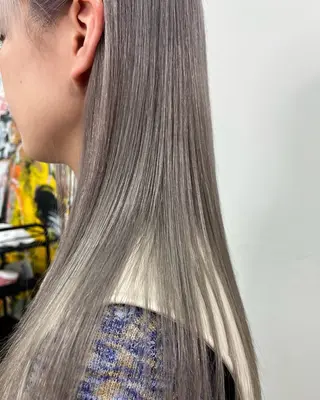 ロング カラー ハイトーン/心斎橋/ honomiのヘアスタイル