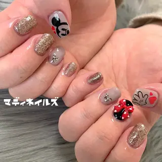 ネイル MADDY NAILS所属・MADDYNAILS ✴︎柏痛ネイルのネイルデザイン