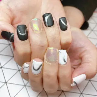 ネイル Mizuliネイル 眉毛メイクのサロンのネイルデザイン