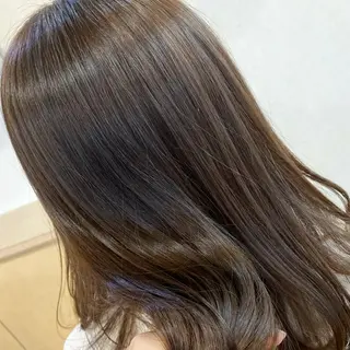 セミロング カラー 荒木 ひろかのヘアスタイル