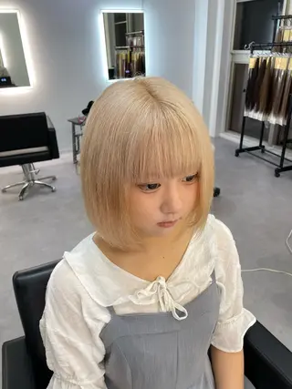 ミディアム Cielro【 シェイロ 】所属・Cielro/ダブル カラー/西田咲希のヘアスタイル