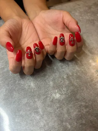 ネイル ami eye&nail所属・小林 亜美のマツエク・マツパデザイン