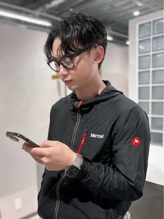 ショート garage.所属・吉田 慎冴/メンズパーマのヘアスタイル