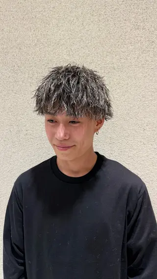 カラー パーマ メンズ 山田 愛斗のヘアスタイル