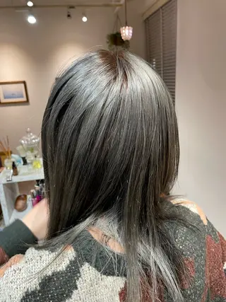 カラー MOEKA🌺レディ ースカットモデルのヘアスタイル