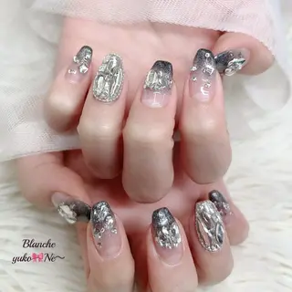 ネイル ネイルサロン　Lian所属・Lian Yulilianのネイルデザイン