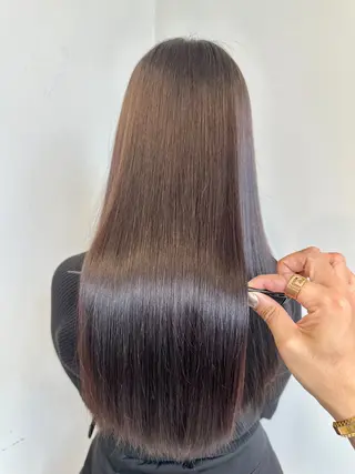 ロング SALOWIN心斎橋Suite店所属・洗っても取れない 髪質改善|OJIROのヘアスタイル