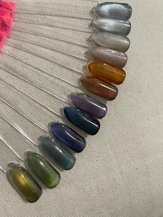 ネイル ENSIA エンシアのネイルデザイン