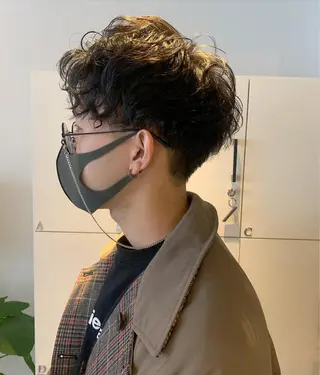 ショート カラー パーマ ヘアアレンジ メンズ キッズ ネイル マツエク・マツパ SALOWIN梅田茶屋町店所属・ウルフレイヤーカット /チヒロのヘアスタイル