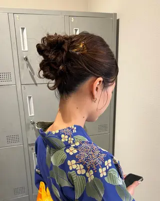 セミロング ヘアアレンジ ブリーチ/アレンジ 天満/chihiroのヘアスタイル