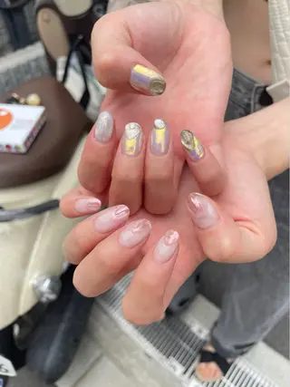 ネイル 楢本 彩耶のネイルデザイン