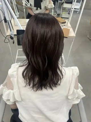 セミロング カラー qulim所属・前橋 姫奈のヘアスタイル
