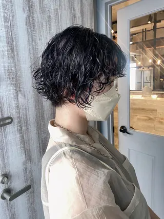 ショート カラー パーマ ヘアアレンジ mina 🐈⬛ ラフな似合わせヘアのヘアスタイル