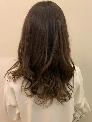 ロング AIRFLOW AMBITION所属・後東 れいなのヘアスタイル