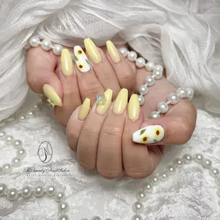 ネイル M2beauty Renaのネイルデザイン