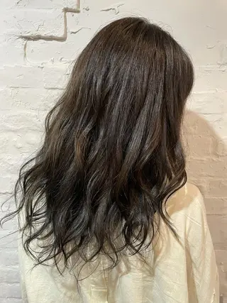 セミロング カラー 【ピンク/韓国ヘア/ ヘアセット】亜海のヘアスタイル