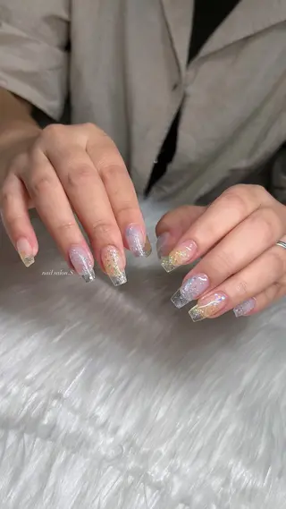 ネイル 関山 志乃のネイルデザイン