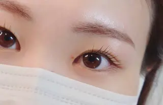 マツエク・マツパ NAZ eyelash&eyebrow by medical salon所属・NAZ 表参道 Tomokoのマツエク・マツパデザイン