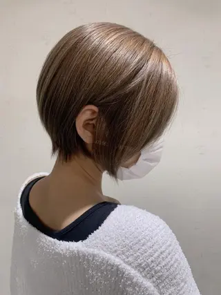 ショート 髪質改善 上品艶感カラーのヘアスタイル