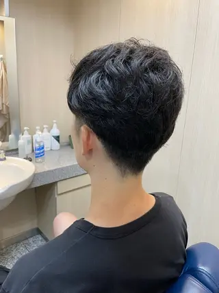 ショート 奥山岳冬 おくやま たかとのヘアスタイル