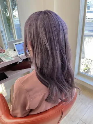 ロング カラー 工藤 彩花のヘアスタイル