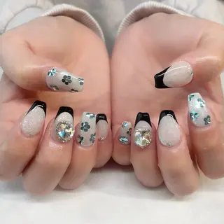 ネイル 💎🐰 saki. m 🐰💎のネイルデザイン